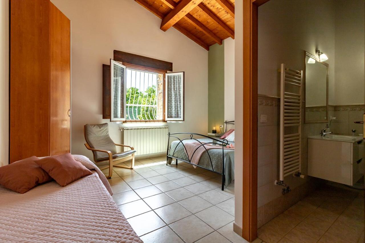 Villa Vacanze La Quercia Carbognano Екстер'єр фото