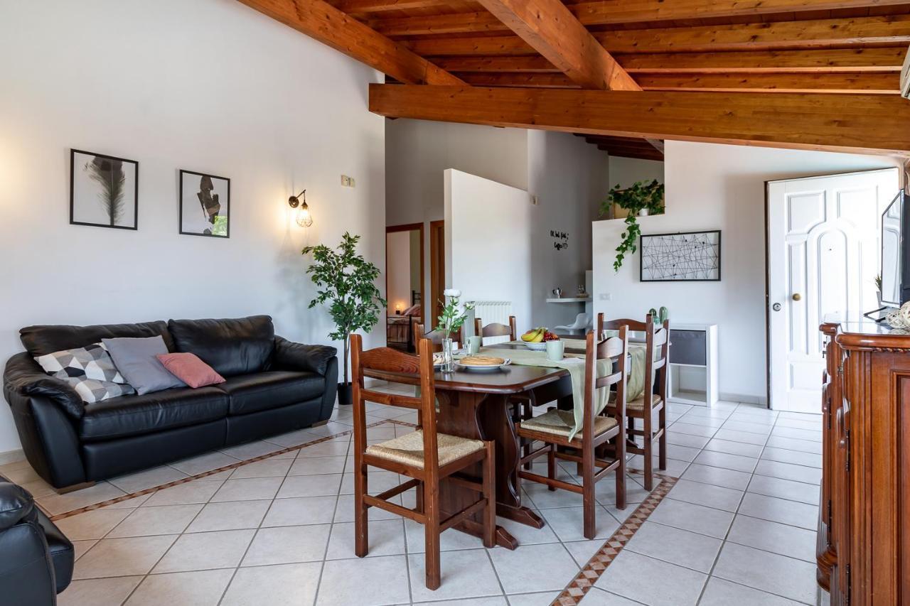 Villa Vacanze La Quercia Carbognano Екстер'єр фото